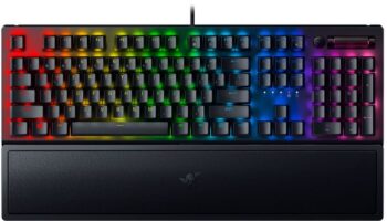 Razer BLACKWIDOW V3 – Mechanical Keyboard (Green Switch) – Wrist Rest – GR Layout